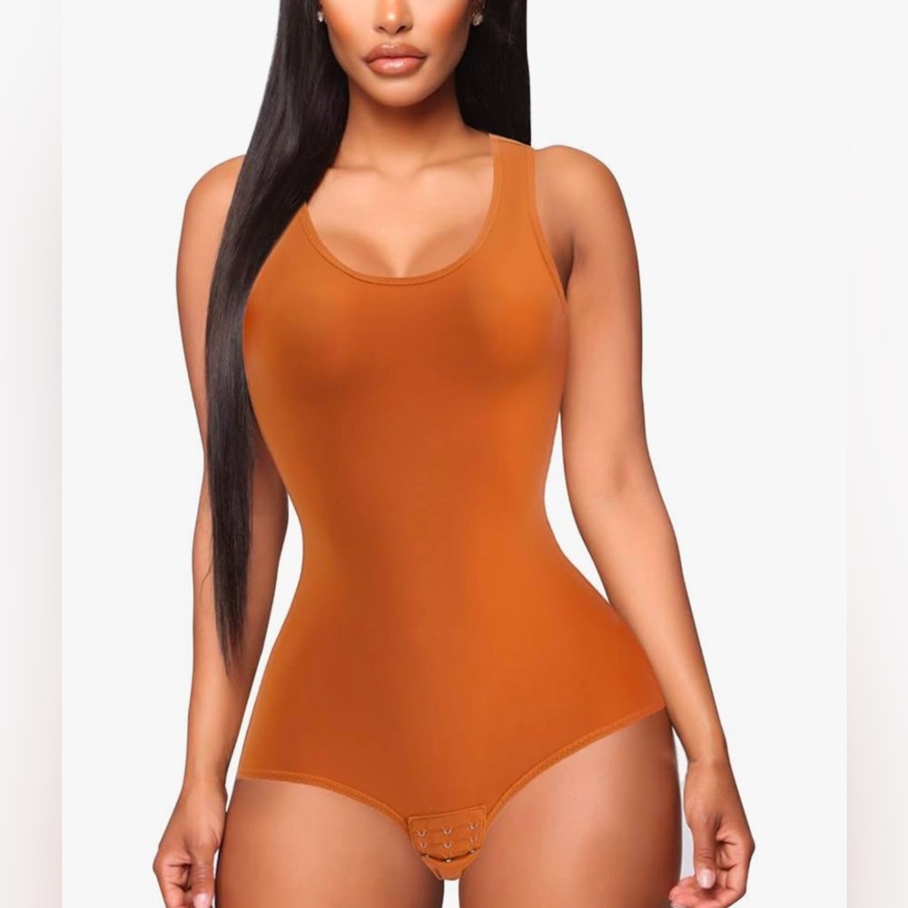 Irisnaya Shapewear Bodysuit Scoop neck tummy control waist trainer